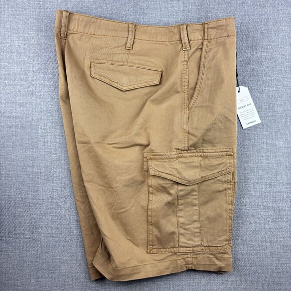 Mens Express Classic Fit Stretch Cargo Shorts 10" Inseam Size 40 Tan - Picture 3 of 12
